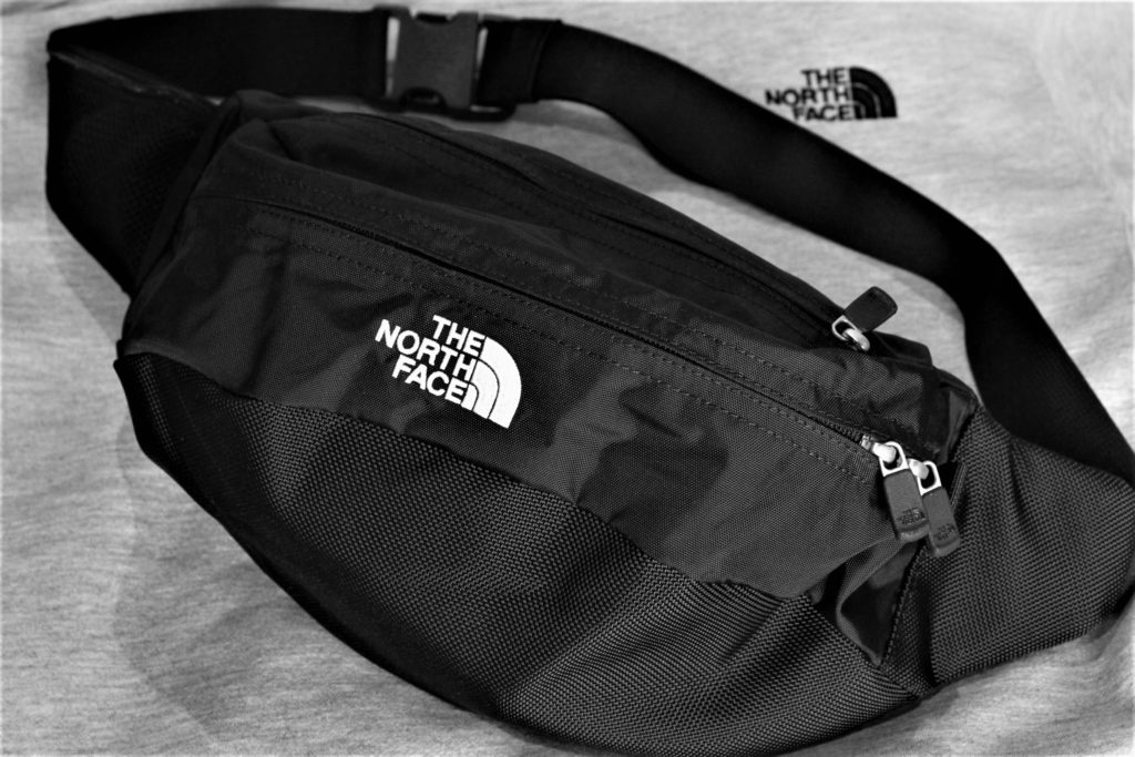 購入体験談】ノースフェイスのボディバッグ『スウィープ』購入秘話と  